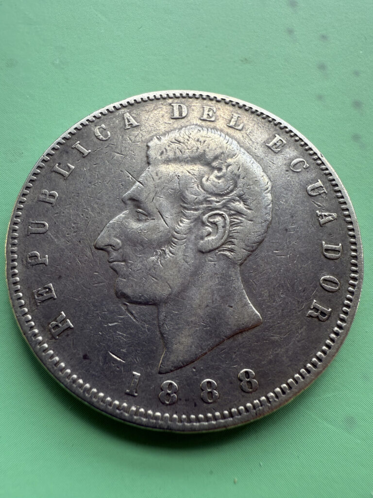 Read more about the article Ecuador silver coin 1 Sucre 1888