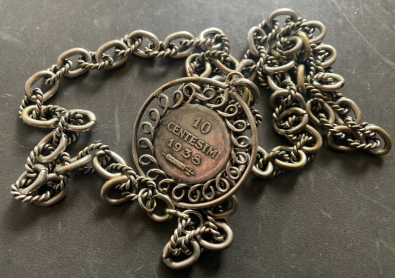 Read more about the article 10 Centesimi 1938 San Marino Coin set as necklace with chain VG!