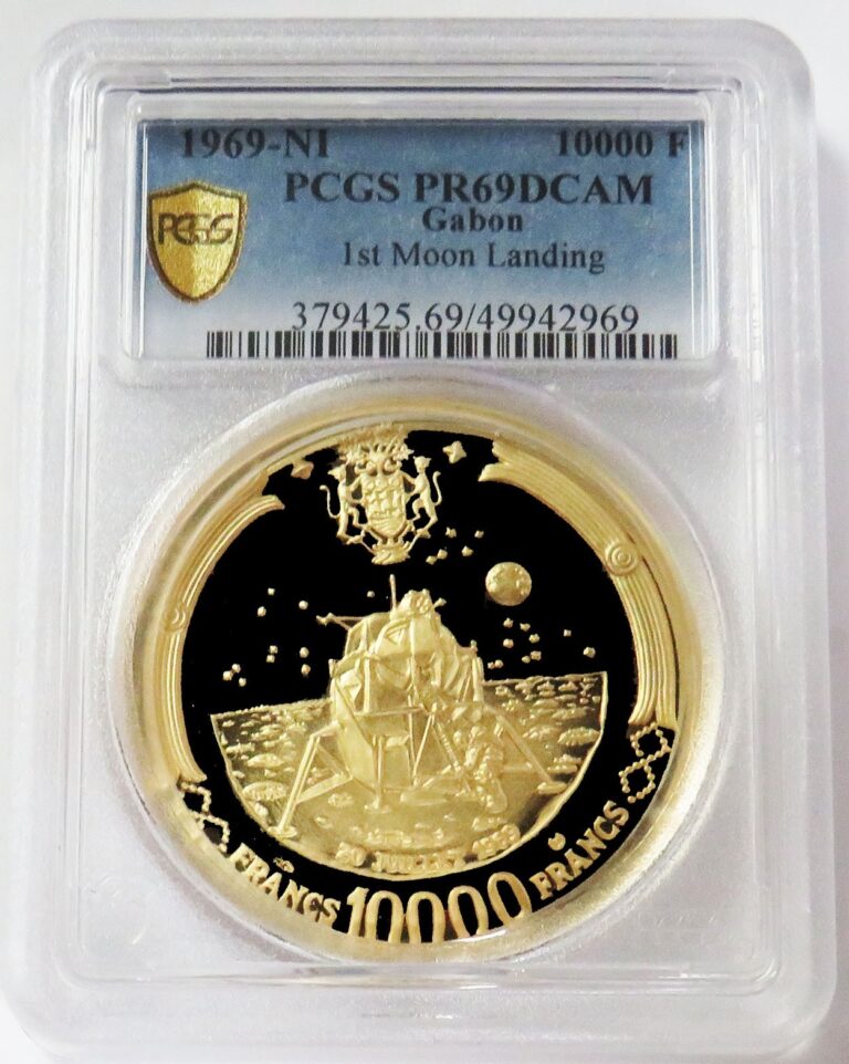 Read more about the article 1969 NI GOLD GABON 10 000 FRANCS FIRST MOON LANDING PCGS PR 69 DCAM