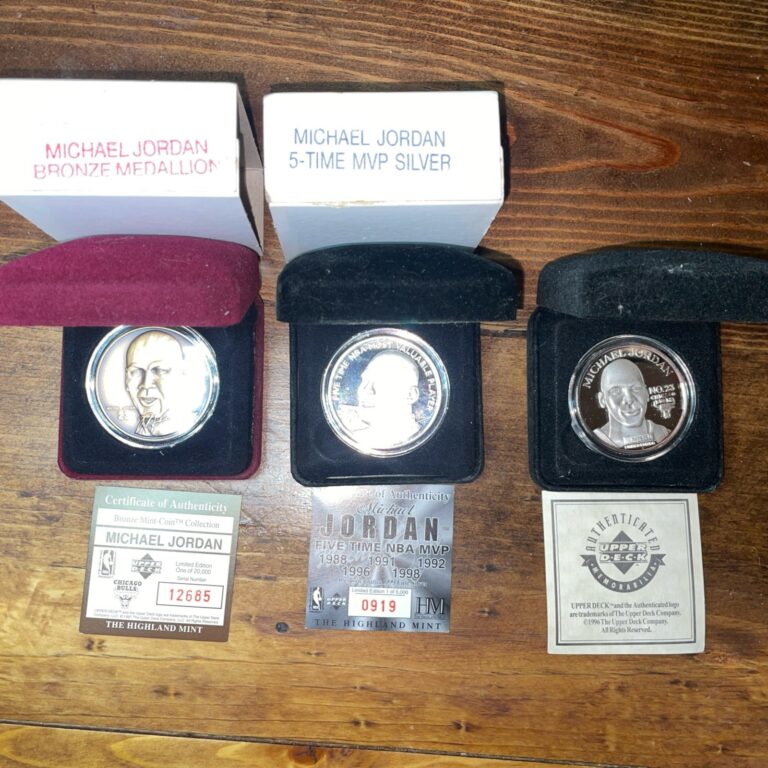 Read more about the article 3x Coin Lot Michael Jordan 1 oz Silver Bronze Numbered Upper Deck Highland Mint