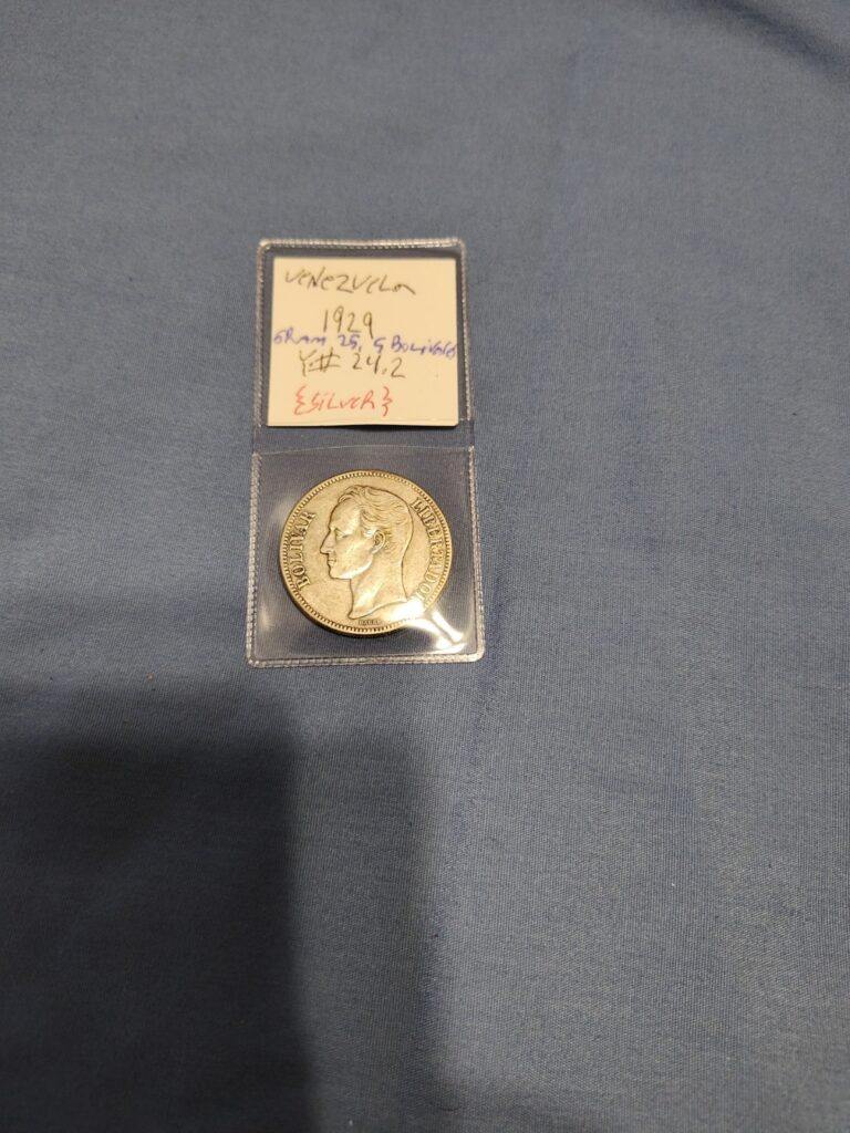Read more about the article 1929 Venezuela 5 Bolivares Silver Coin .900 Circulated