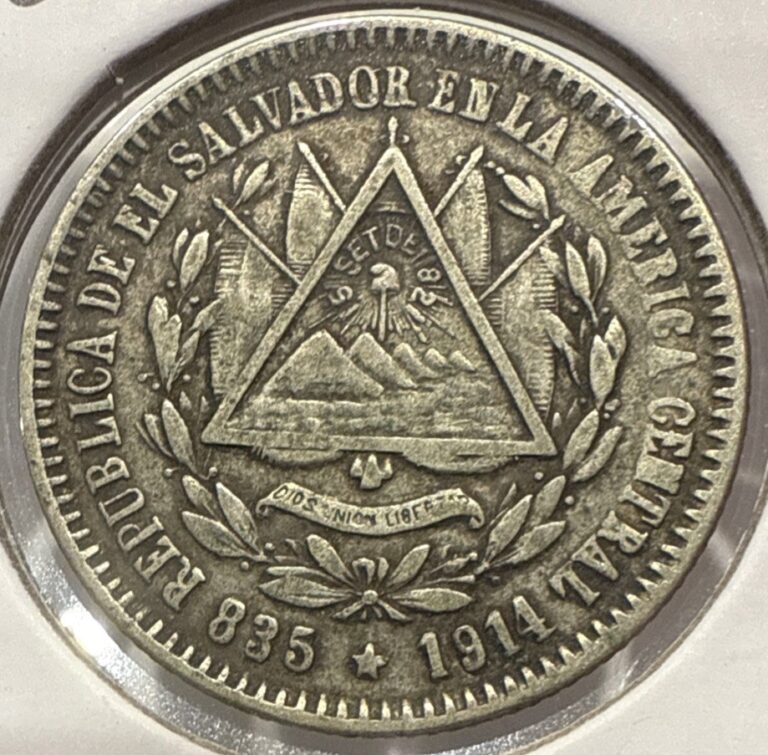 Read more about the article 1914 10 Centavos El Salvador 10C Silver Coin – XF Detail
