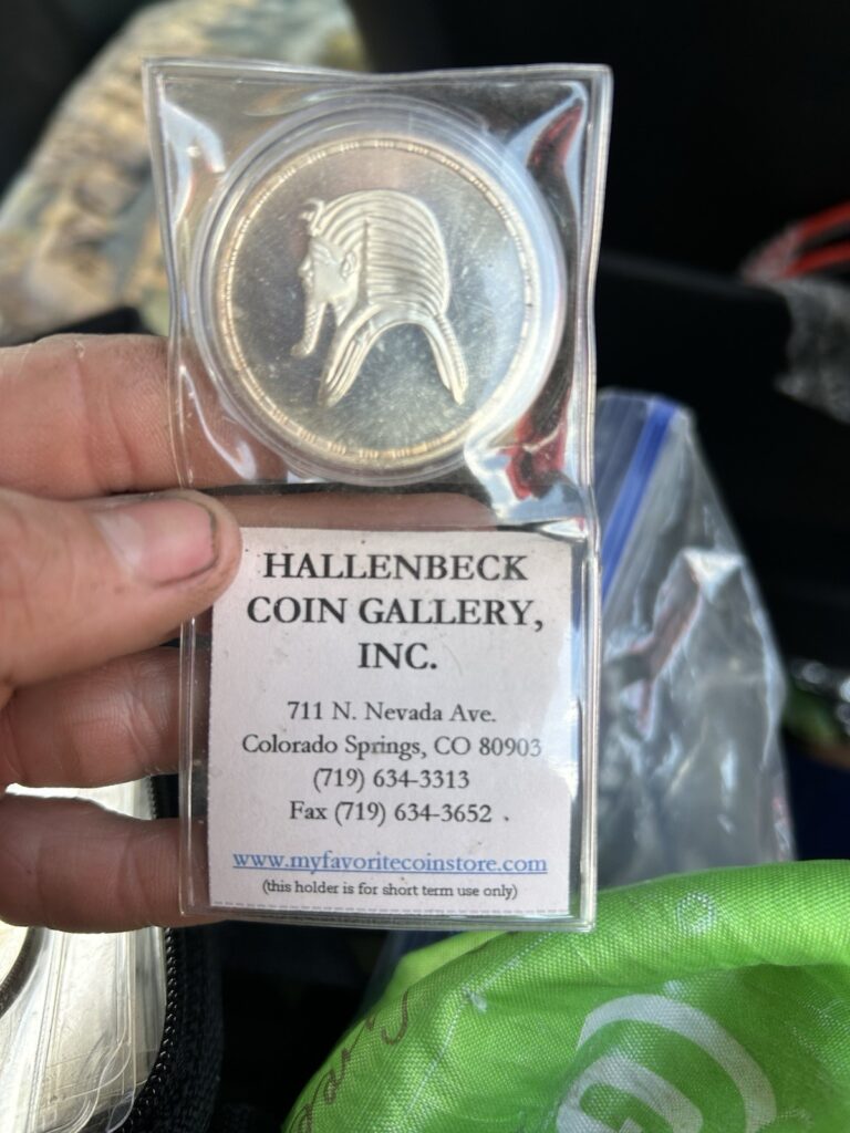 Read more about the article Egypt 5 pounds Treasures Pharaoh Tutankhamen Tutankhamun Mask silver coin 1985