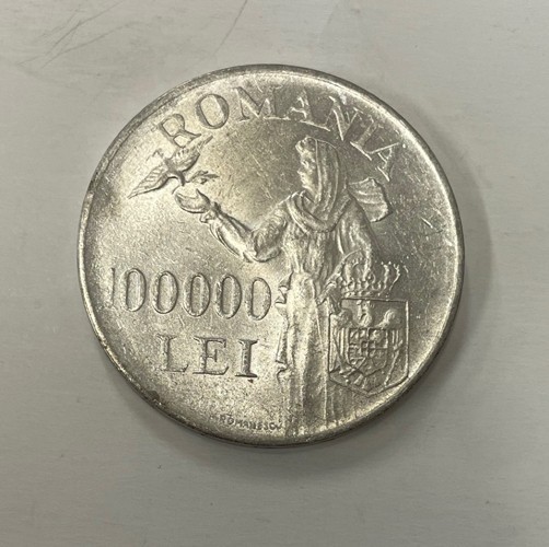 Read more about the article Romania – 1946 Large Silver 100000 Lei – Popular