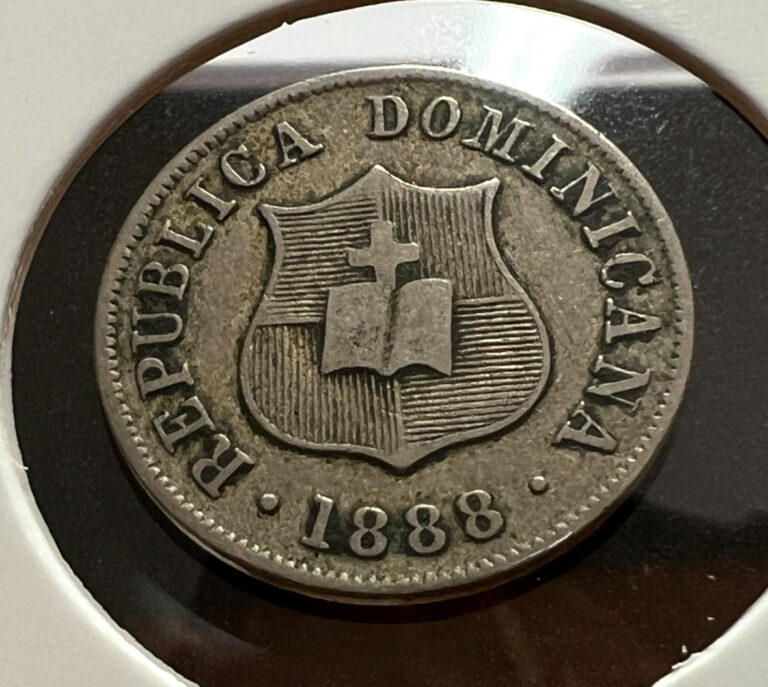 Read more about the article 1888  DOMINICAN REPUBLIC  2 1/2 CENTAVOS NICE COIN
