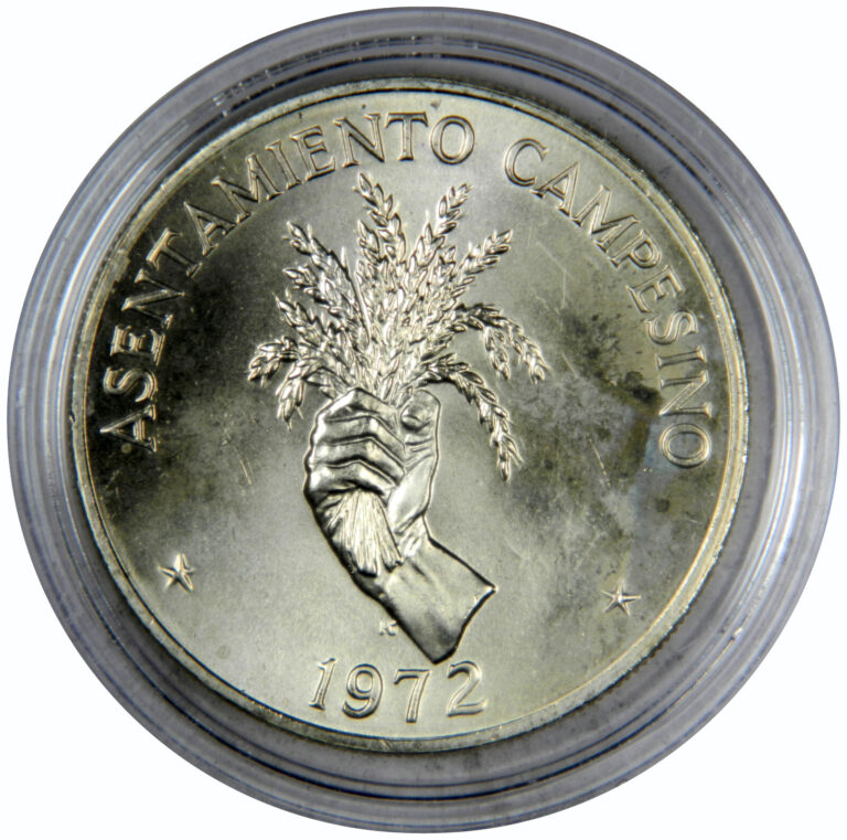 Read more about the article 1972 Panama 5 Balboas ~ 1 Oz. SILVER UNC IN CAPSULE!