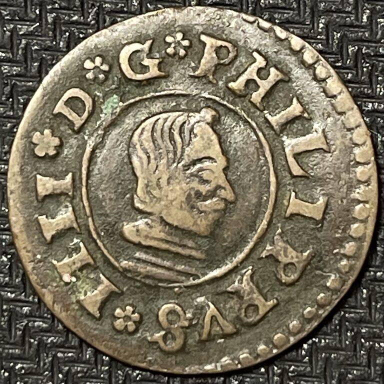 Read more about the article 1664 Spain 16 Maravedis Copper Coin  Phillip IV  KM#172.7 FREE U.S. SHIPPING