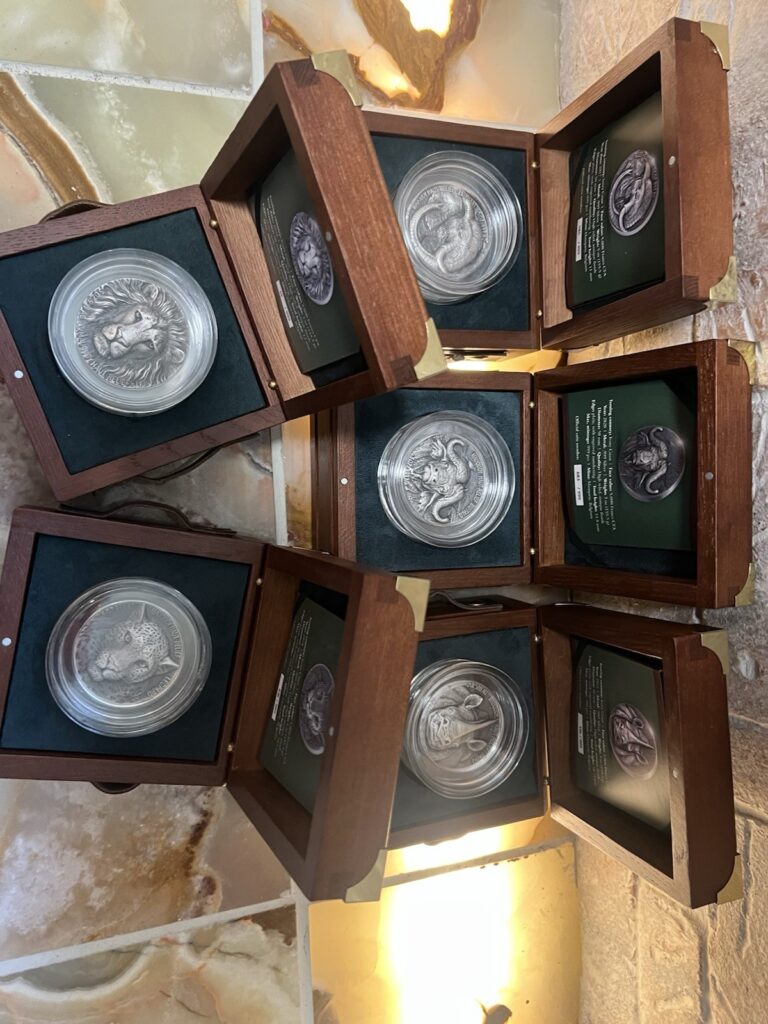 Read more about the article 5 Coin Set Of  Big Five Coins 5 Oz Coins￼ Ivory Coast