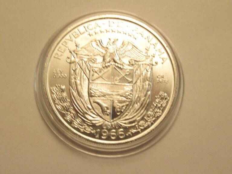 Read more about the article 1966 Panama Silver Un Balboa  super details w/ capsule