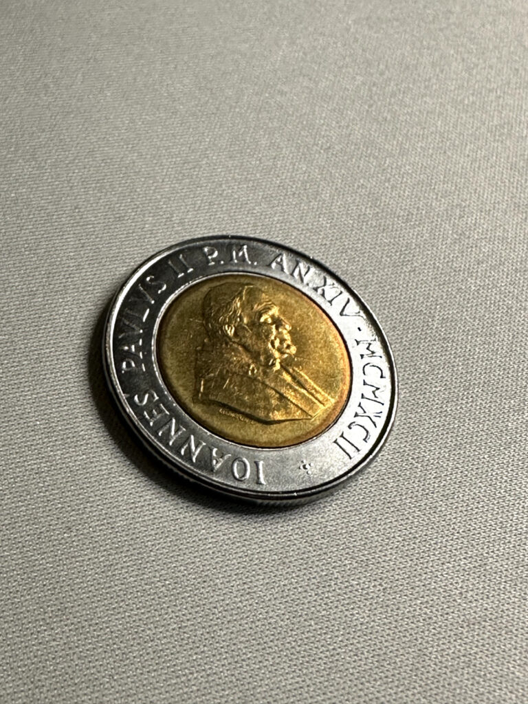 Read more about the article Vatican City 1992 500 Lire Bi-Metal Coin Uncirculated