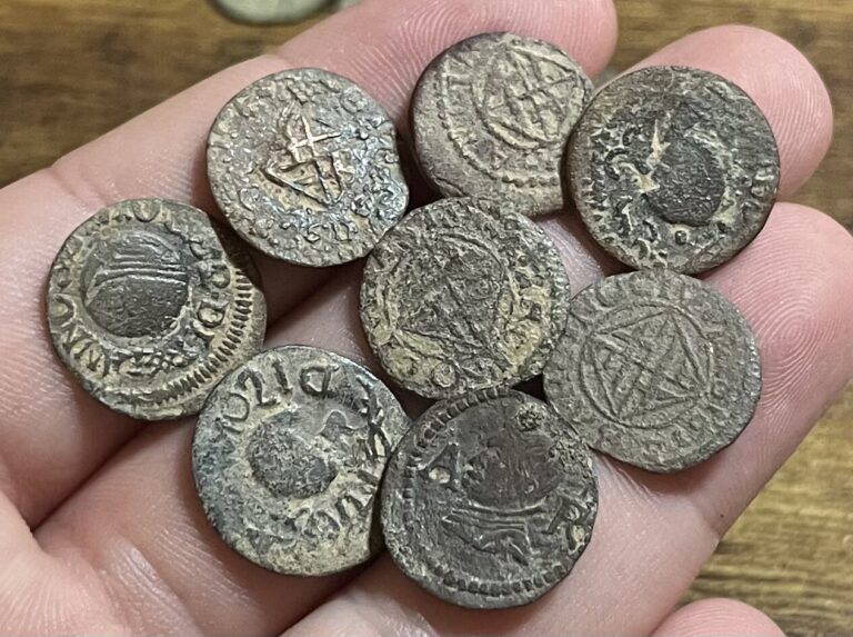Read more about the article RARE 1600s Ardite Spanish Colonial Old Coin Barcelona Mint Pirate Era 1 Coin