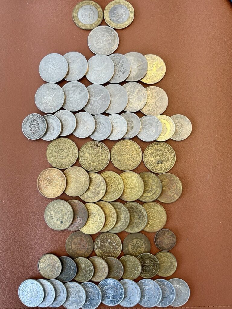 Read more about the article 65 Coins Lot – Dinars And Millimes – Different Years – Tunisia 🇹🇳