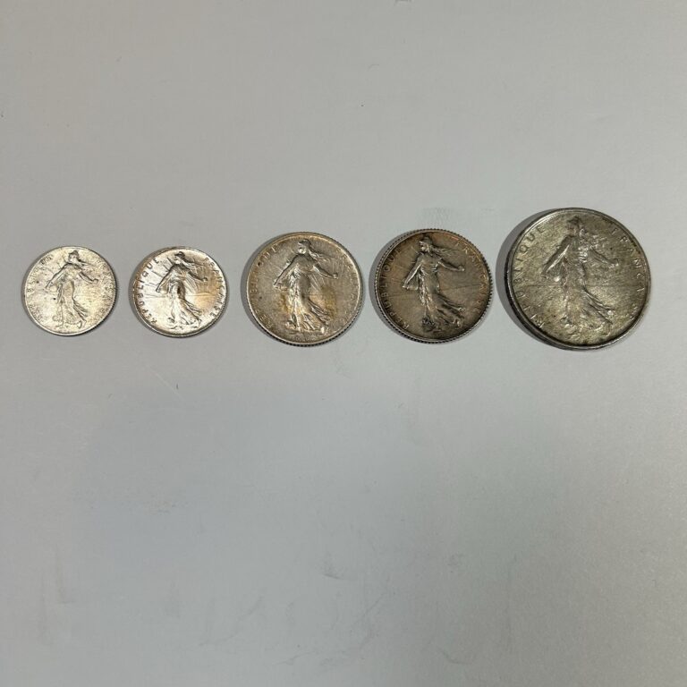 Read more about the article Lot Of 5 Silver Coins. France Francs coins. CIRCULATED.