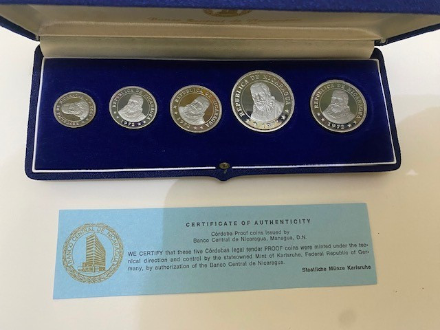Read more about the article NICARAGUA: Proof set of 5 coins 1972 Cordoba coin  GENEUINE mint condition