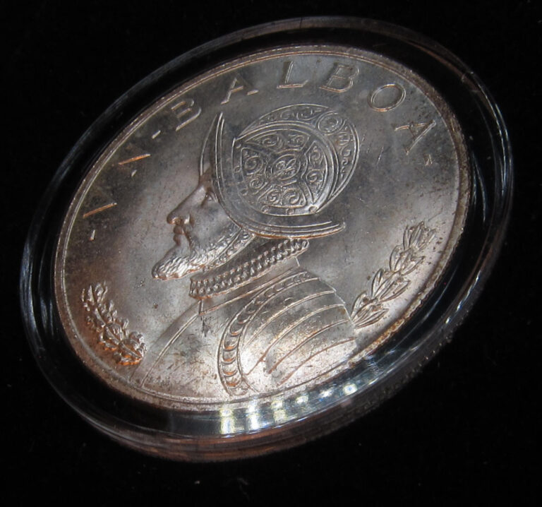 Read more about the article 1966 Panama 1 Balboa Large 90% Silver Crown ✪ BU ✪ PCS COA ✪ KM27