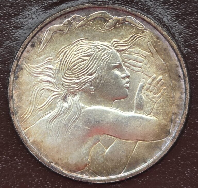 Read more about the article Choice BU – San Marino 1979 100 Lire Silver Coin – Attractive Toning