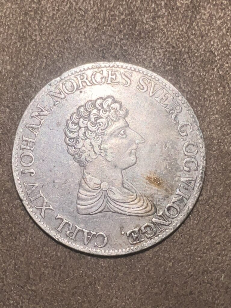 Read more about the article 1827 Norway 1 Speciedaler Silver Coin – King Carl XIV Johan – Rare Piece