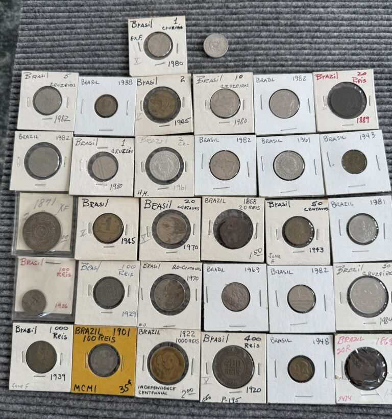 Read more about the article Brazil Lot of 32 Coins Reis Centavos Cruzeiros 1869-1984 Lot #1800
