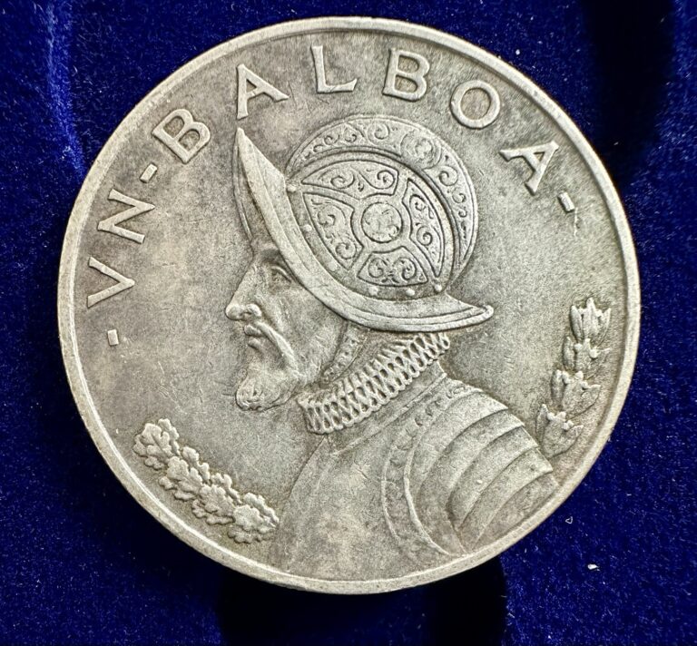 Read more about the article Beautiful 1947 Panama Balboa (SILVER) KM 13