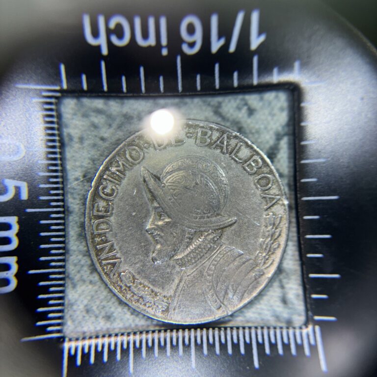 Read more about the article 1966 Panama 1 Balboa .900 Silver ~ Gem BU uncirculated Large Crown Sized Coin