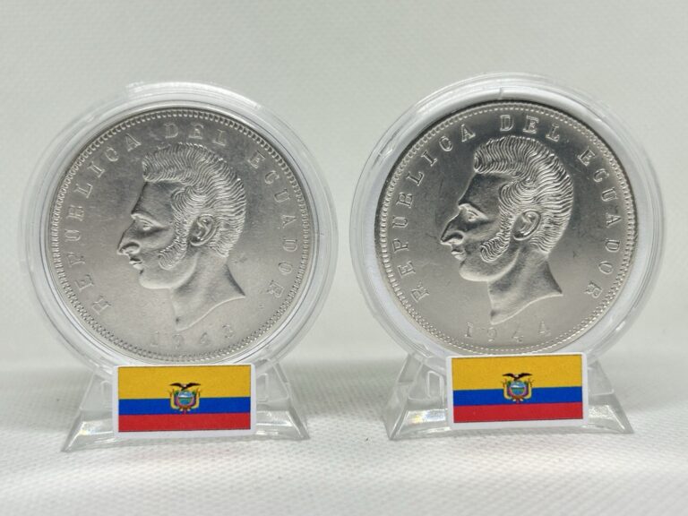 Read more about the article 1944/43 Ecuador 🇪🇨 Silver 5 Sucres Coins In A Display Case and Bag!💯✨#2coins