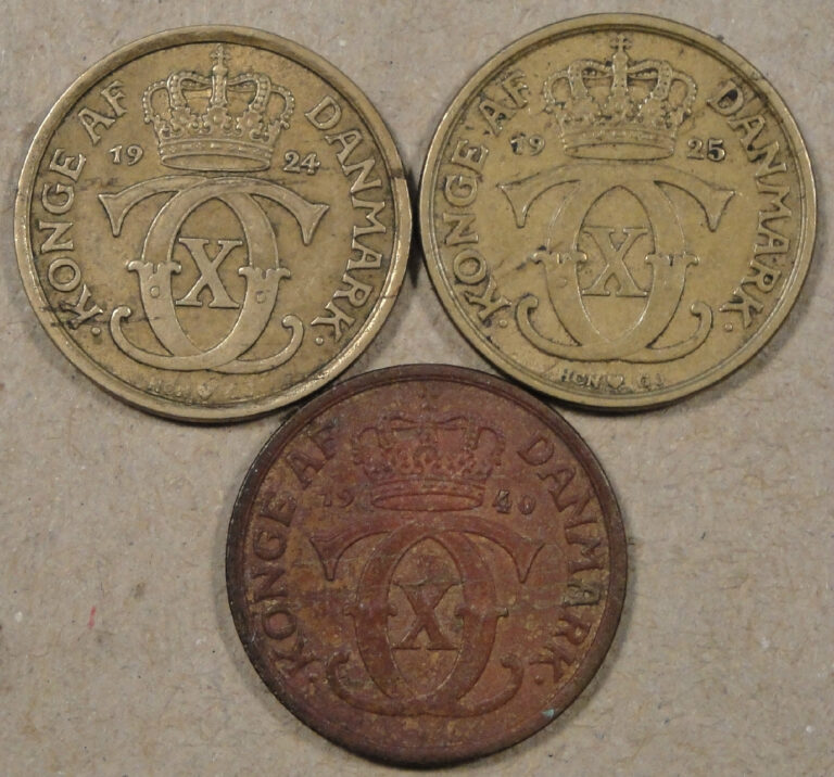 Read more about the article Denmark 3 Half Krone 1924 25 +40(env issues) mid grade coins