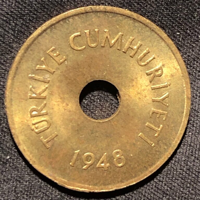 Read more about the article 1948 Turkey 2 1/2 Kurus Brass Coin – AU (About Uncirculated) circulated