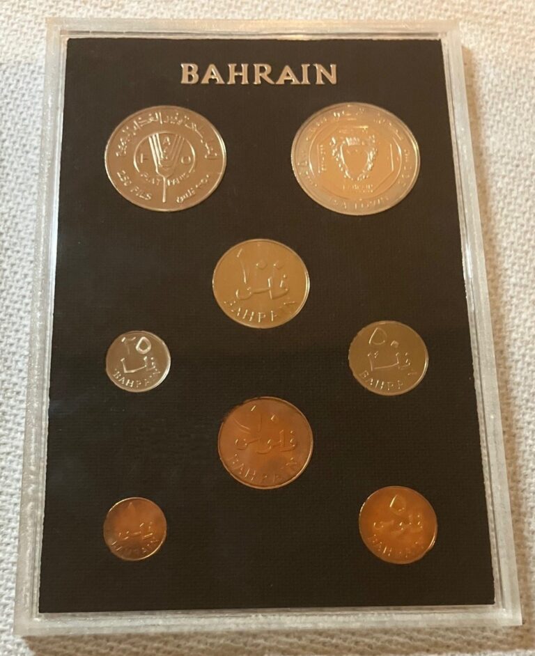 Read more about the article 1965 1968 1969 BAHRAIN – OFFICIAL PROOF SET (8) w/ SILVER 500 FILS – ROYAL MINT
