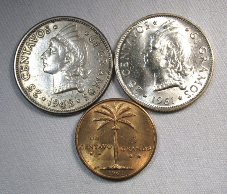 Read more about the article Dominican Republic Coin Lot of 3 Coins AS692