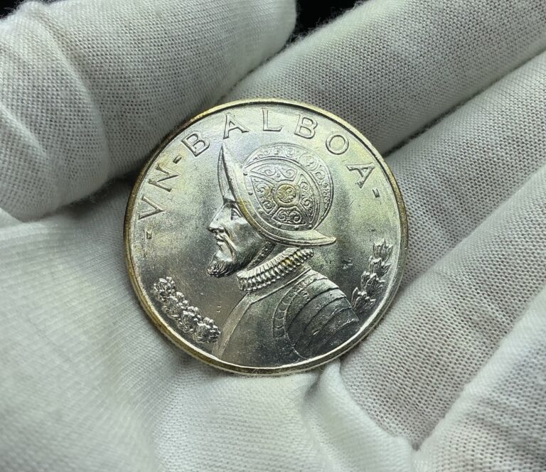 Read more about the article 1947 Un Balboa Panama Silver 1 Balboa Coin BU Uncirculated O243