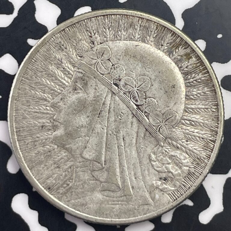 Read more about the article 1932 Poland 10 Zlotych Lot#C1905 Large Silver Coin!