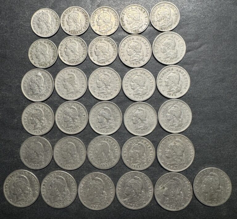 Read more about the article Argentina Coin Collection Pre-1943Lot Of 31 Coins 5 10 20 Centavos Old World