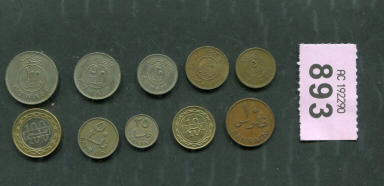 Read more about the article Lot of  10   coins of  Bahrain  and Kuwait