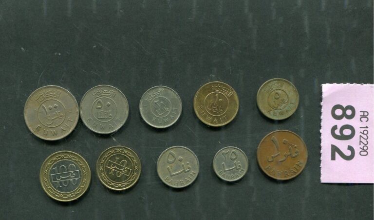 Read more about the article Lot of  10   coins of  Bahrain  and Kuwait