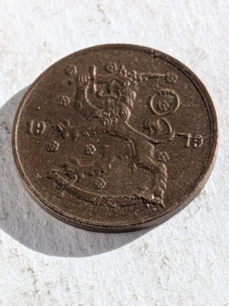 Read more about the article Finland | Finnish 5 Pennia Coin | Rose | KM22  1919 Circulated