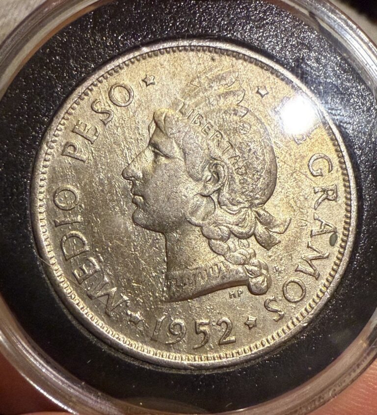 Read more about the article DOMINICAN REPUBLIC 1952 silver 0.900  12.5g – Ex-Mount Details Coin