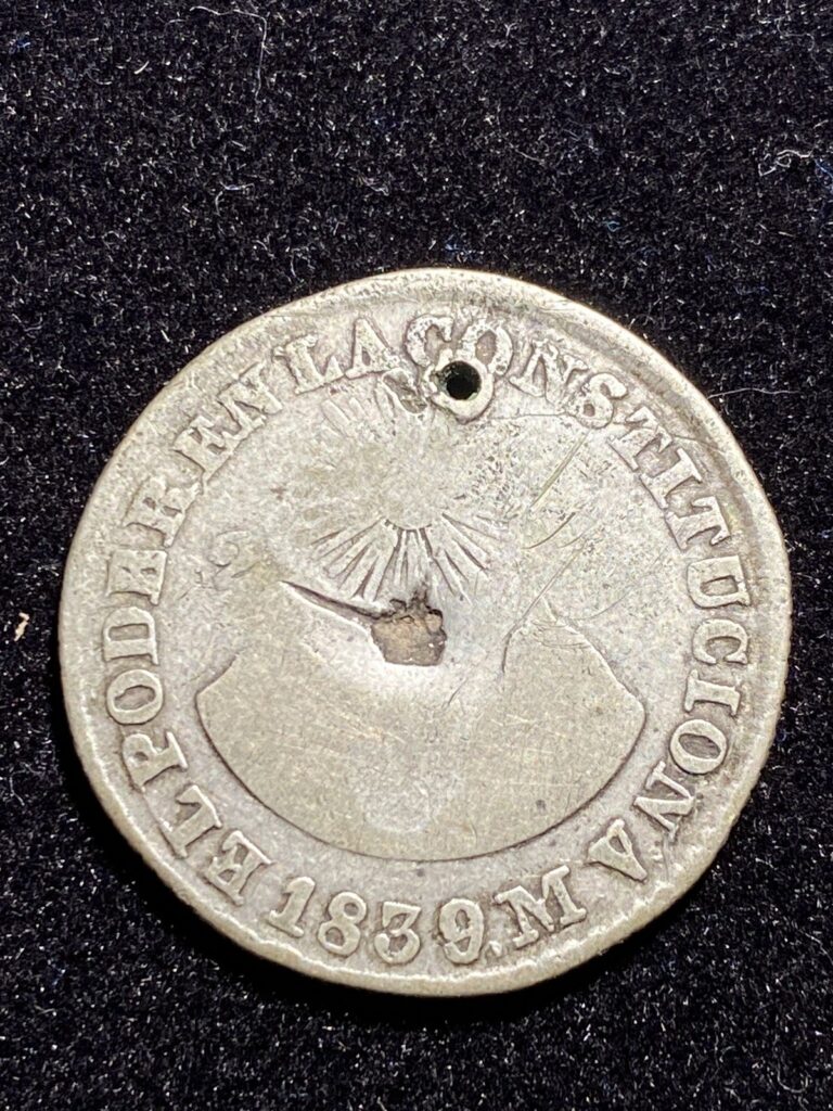 Read more about the article SCARCE Type!! Ecuador SILVER 1839 MV 2 Reales DOUBLE STRIKE and RARE ERROR V for A