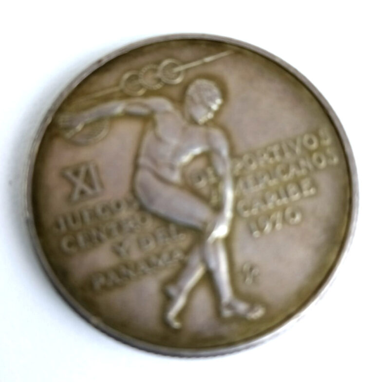 Read more about the article 1970 Panama 5 Balboas .925 Sterling Silver Coin 35.7 Grams