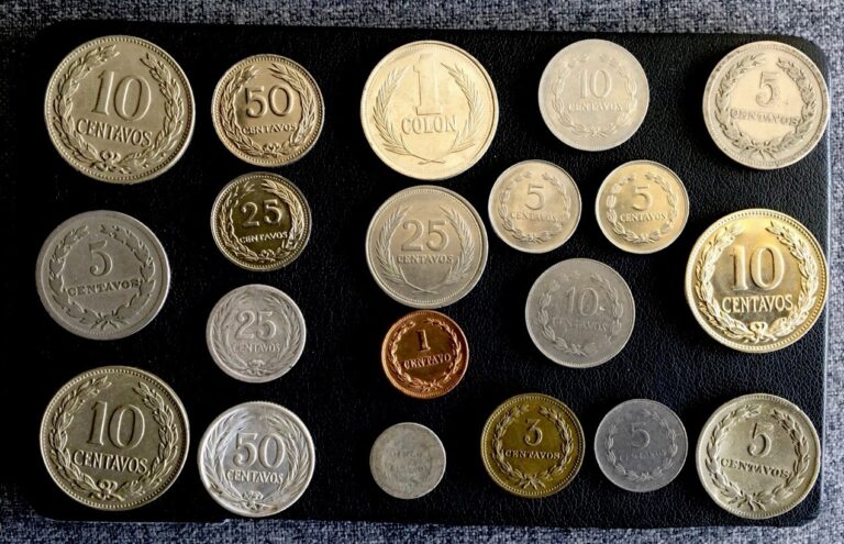 Read more about the article El Salvador Silver / Niquel Coins Lote 20