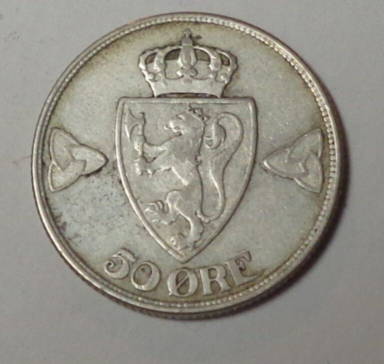 Read more about the article NORWAY 1916 50 ORE Silver Coin King Haakon VII XF Details