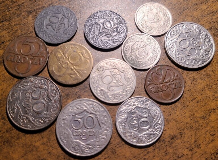 Read more about the article 1923-1938 POLAND LOT OF TWELVE COINS 2-5-10-20-50 GROSZY
