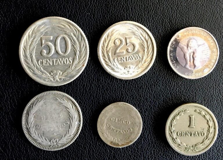 Read more about the article El Salvador Silver/ Niquel Coins Lot 6