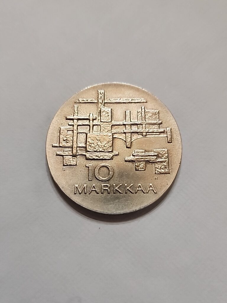 Read more about the article 1967 Finland 10 Markkaa 90% Silver Coin 50th Anniversary Coin