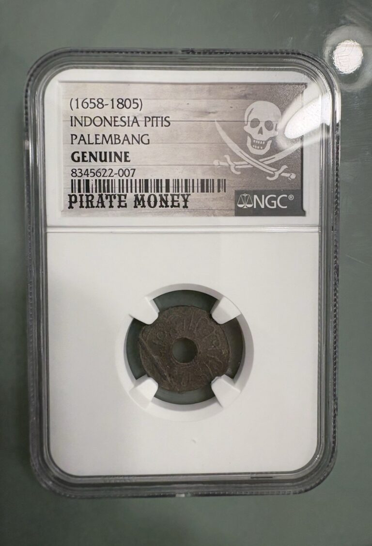 Read more about the article 1658-1805 NGC Palembang Indonesia Pitis Coin Genuine Pirate Money