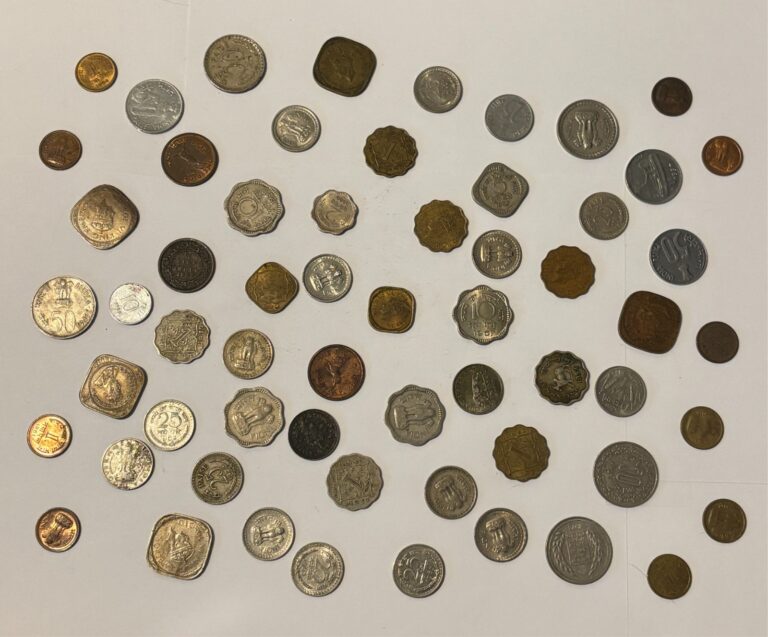 Read more about the article Large India Coin Collection  Lot 947
