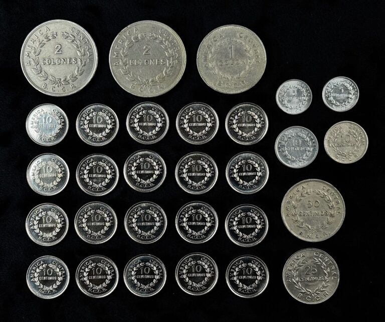 Read more about the article OLD Costa Rica Coin LOT * 1948-1979 Costa Rican 1 2 COLONES 5 10 25 50 CENTIMOS