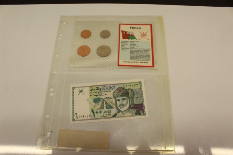 Read more about the article Vintage Oman Coin and Bill Lot Uncirculated Includes 1 Note and 4 Coins