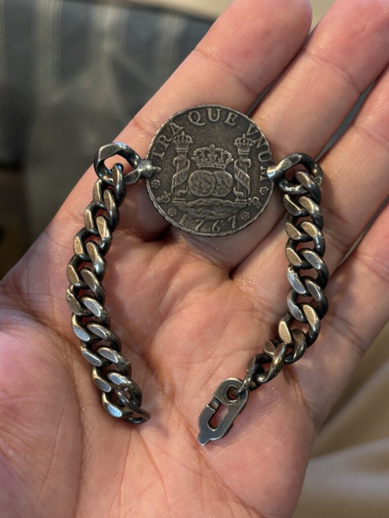 Read more about the article 1767 PTS JR Bolivia 4 Reales Silver Coin Made Into Bracelet