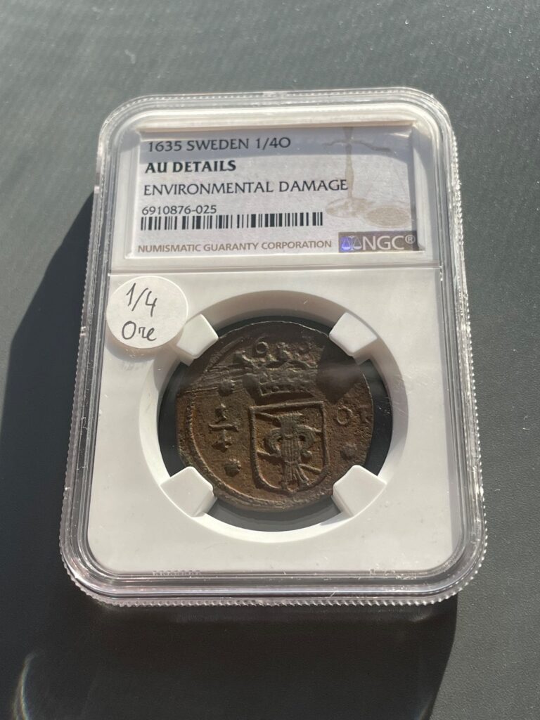 Read more about the article SWEDEN. Christina Copper 1/4 Ore  1635  NGC AU Details. Big coin  10.6 g 30 mm.
