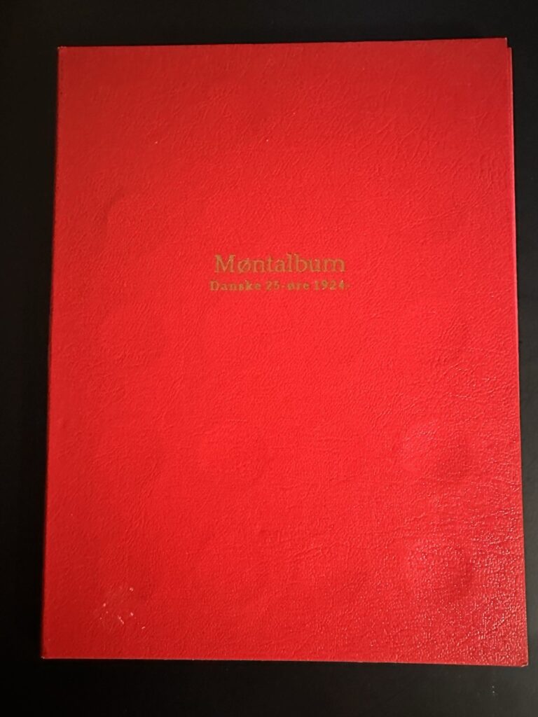 Read more about the article DENMARK SIEG ALBUM 25 ØRE 1924 TO 1983 – 39 COINS